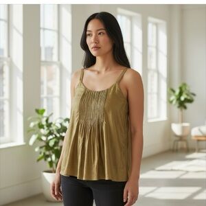 Eileen Fisher Silk Crinkle Pleated Sequin
Tank Top Sleeveless Pintuck Sequin